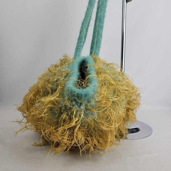 Hand knit Wool Aqua Eyelash Knit Satchel Purse - Picture 3 of 7